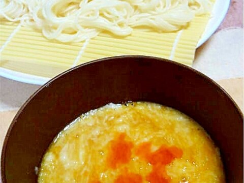 ラー油を効かせたとろろ素麺